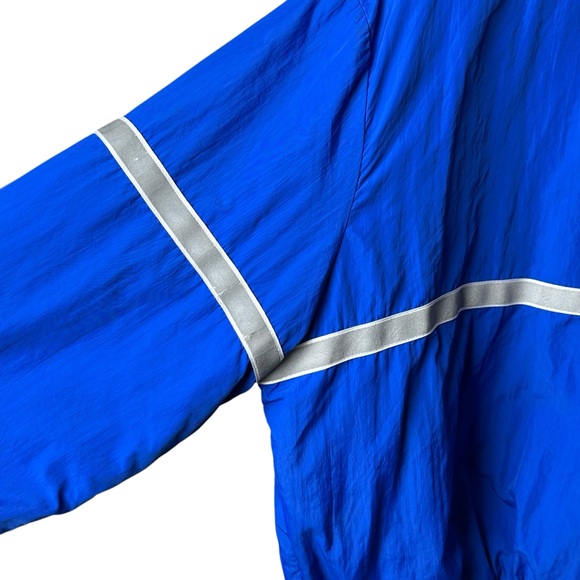 sold Vintage Continental Airlines Size XL Puffer Jacket Blue Workwear Lion Brand - Picture 8 of 12